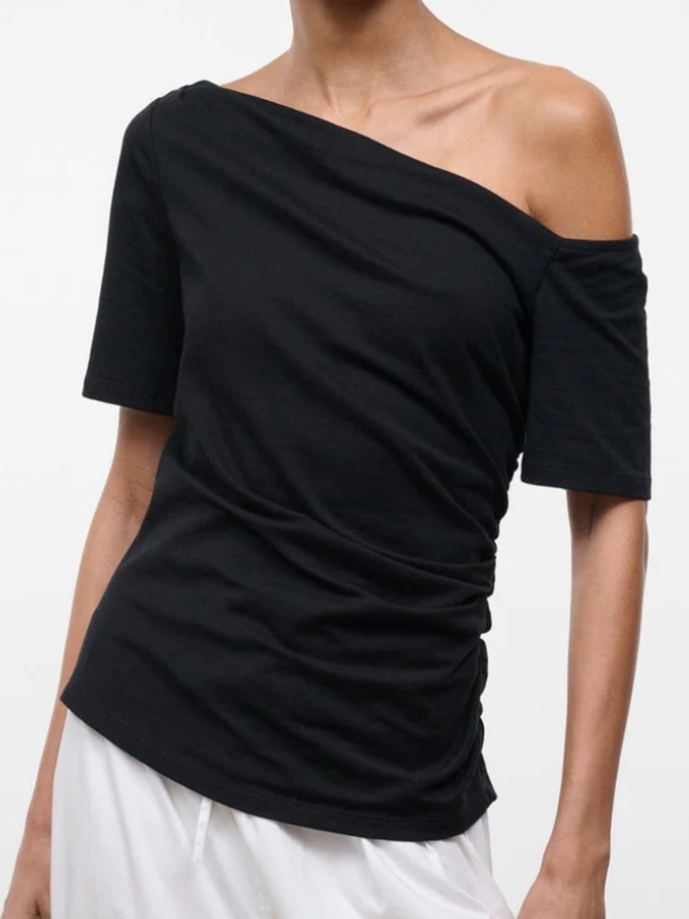 Off shoulder black tee